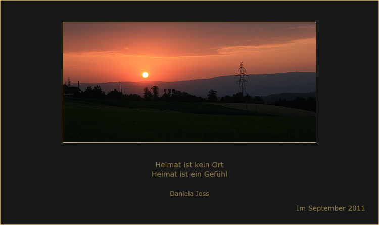 Die Herbstsonne steht über dem Mont Vully.