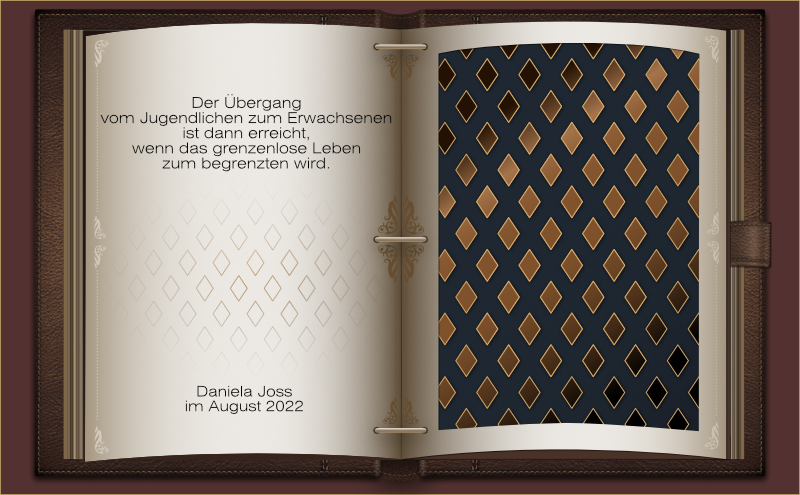 Ein aufgeschlagenes in Leder gebundenes Buch, mit einem Muster aus Rauten.