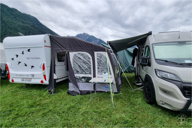 Unsere Wagenburg während dem Festival.