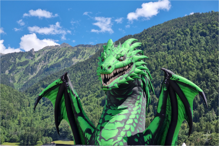 Grosser grüner Greenfield Stoff-Drache .