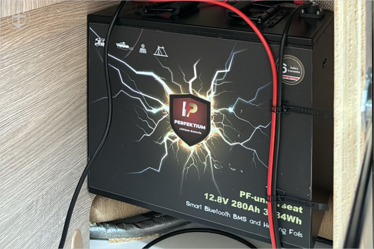 17-PF-SERIES-Lithium-Batterie von Daniela Joss